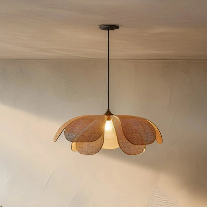 Lampa sufitowa Serralot – organiczne piękno natury