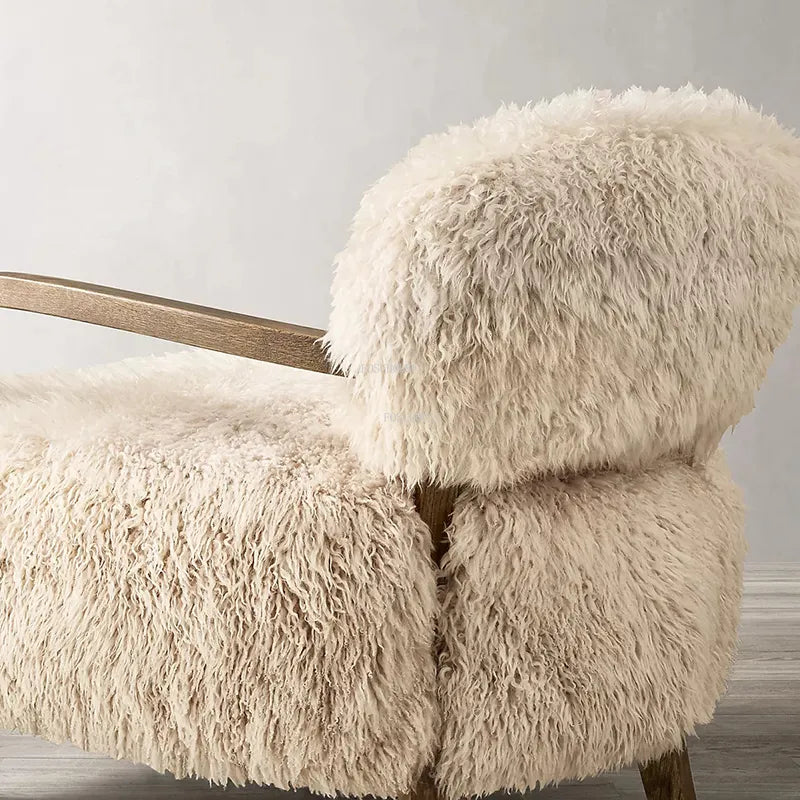 Fotel Es Caragolí – śródziemnomorski spokój i design