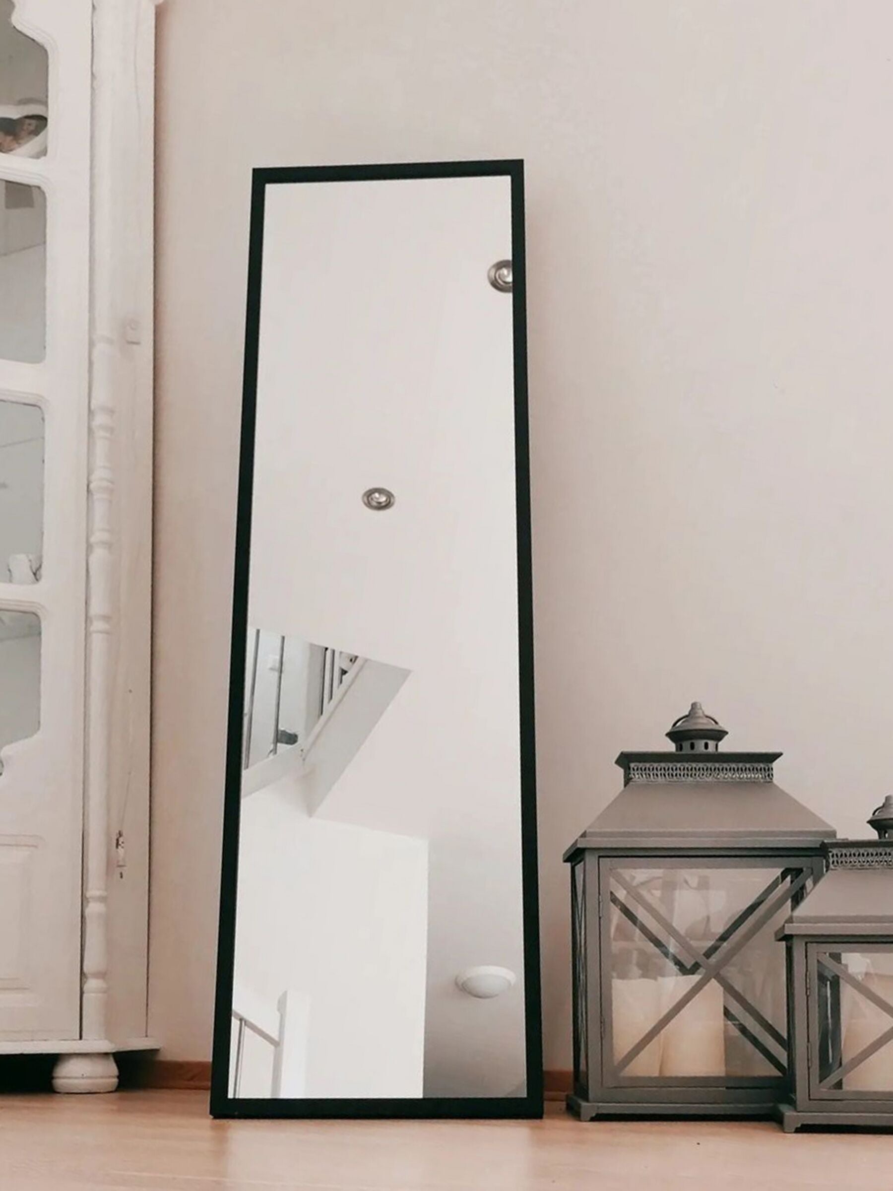 Lustro stojące „Arven” – czarne, 140 cm